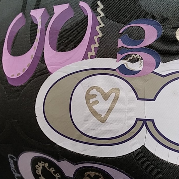 Coach Signature Tote - Picture 14 of 15